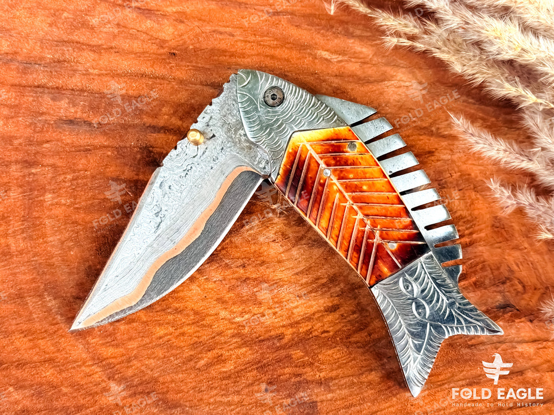 Handmade Damascus Steel Folding Pocket Knife Copper Fish Shape Handle – Genuine Leather Sheath Included – Hunting, Camping & Hiking Gift for Men